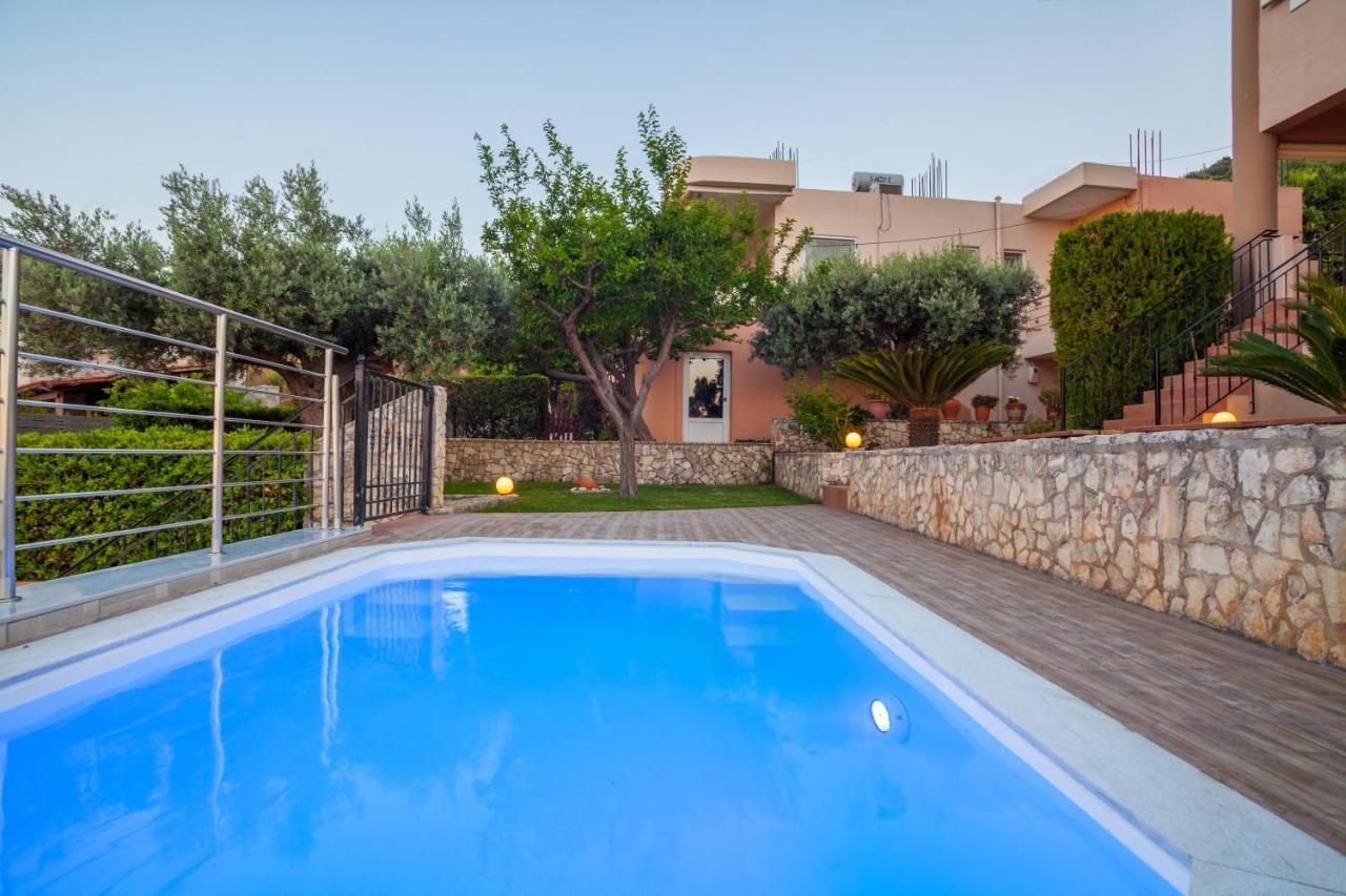 Panorama Traditional House With Private Pool Rodhiá Екстериор снимка