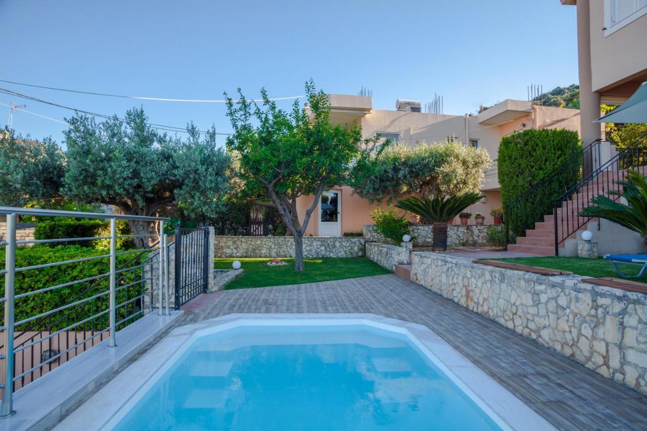 Panorama Traditional House With Private Pool Rodhiá Екстериор снимка