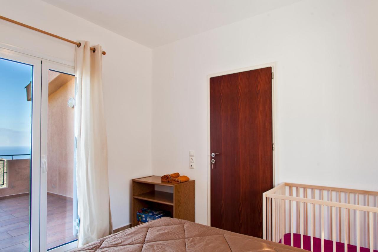 Panorama Traditional House With Private Pool Rodhiá Екстериор снимка